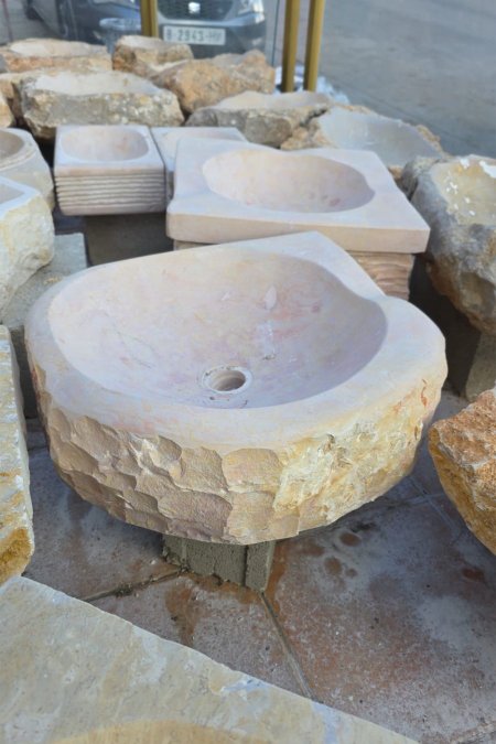 حوض حجر طبيعي – 47×52 سم